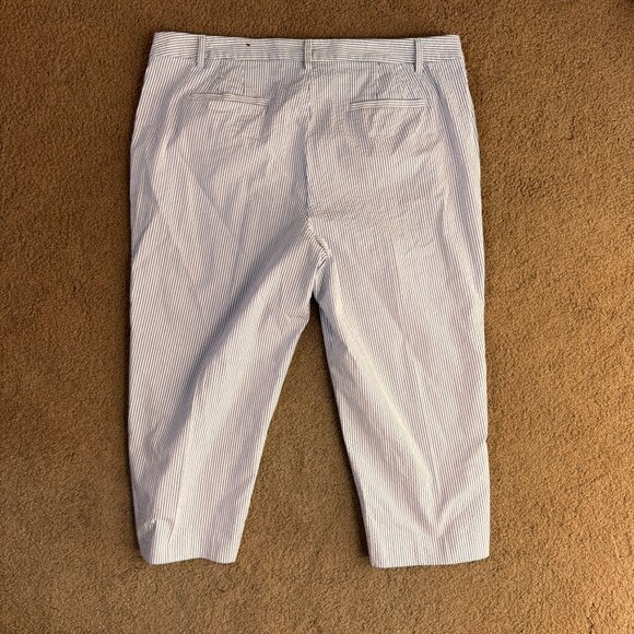 Talbots Cropped Seersucker Pants Womens 16 Button Detail Coastal‎ Beach Preppy - Picture 8 of 8